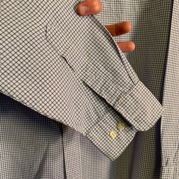 Embassy Row Men's Button Down Shirt - Picture 3 of 5